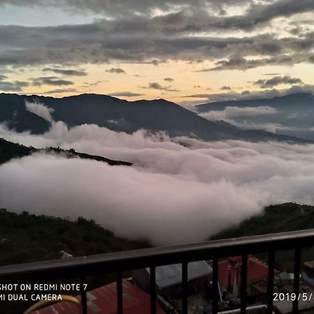 Yashita Homestay Дарджилінг Екстер'єр фото